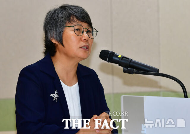 박향 전남광주대전환기획위원회 보건복지위원장이 14일 나주시 빛가람복합문화체육센터에서 국립목포대학교와 순천대의 국립의과대학 신설 및 통합특별시 지원 방안 회신에 대해 입장을 발표하고 있다. /뉴시스