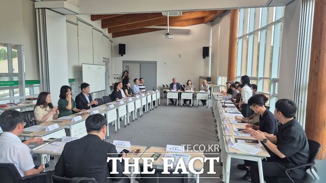 14일 충남기후환경교육원에서 '2026 생태환경교육 도움단 운영협의회'가 열리고 있다. /충남도교육청