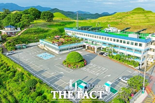 함안군청 전경. /함안군