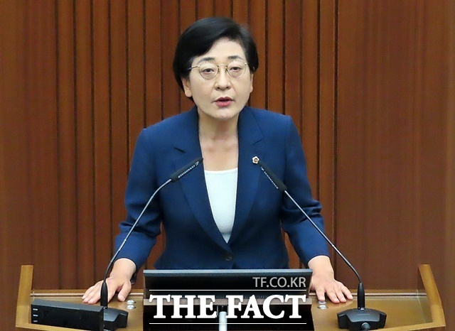 이순열 세종시의원이 15일 본회의장에서 열린 세종시의회 제108회 임시회 제1차 본회의에서 5분 자유발언을 하고 있다. /김형중 기자