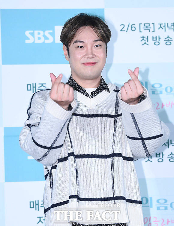 서울남부지법 형사항소3-1부(부장판사 장윤선 조규설 유환우)는 16일 강제추행 혐의를 받는 유 씨의 항소심 선고 기일을 열고 벌금 500만원과 40시간의 성폭력 치료프로그램 이수를 명령한 원심 판결을 유지했다. /이동률 기자