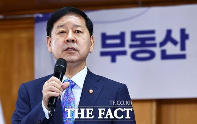 구윤철 경제부총리 겸 재정경제부 장관이 16일 오전 서울 중구 은행회관에서 열린 부동산 세제 국민 의견 경청 토론회에서 발언하고 있다. /뉴시스