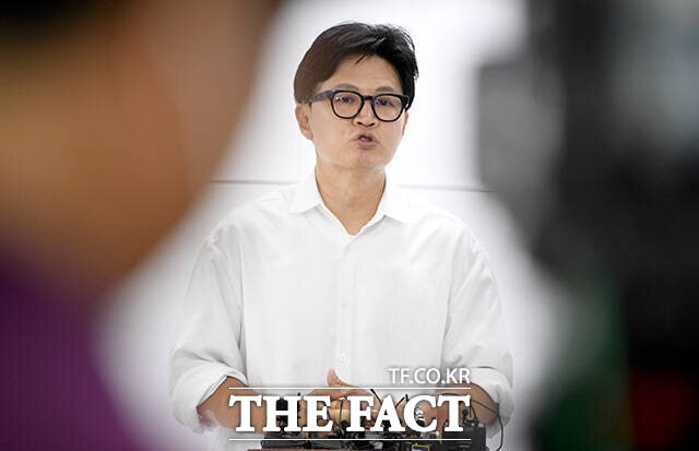 한 의원은 16일 국회에서 기자들과 만나 