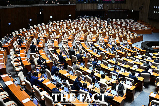 여당 의원들의 빈자리.