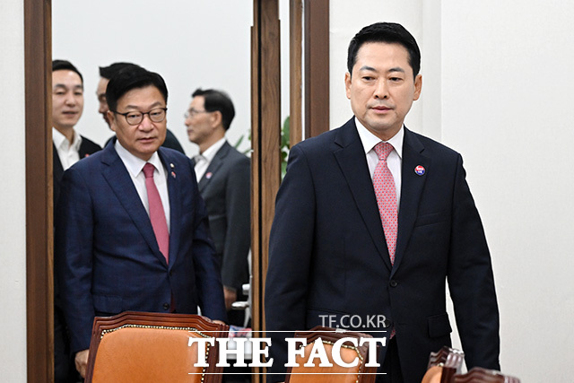 모두발언하는 장동혁 대표.