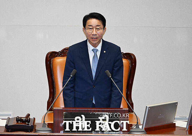 발언하는 조정식 국회의장.
