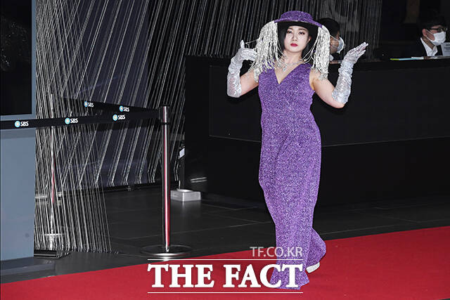 서울 용산경찰서는 방송인 박나래 씨 전 매니저 신모 씨와 또 다른 전 매니저 등 2명을 21일 오전 공갈미수 등 혐의로 송치했다. /장윤석 기자