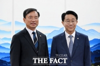  조정식 국회의장, 김종철 방미통위 위원장 접견 [TF사진관]