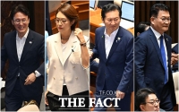  본회의 참석한 더불어민주당 당대표 예비후보들 [포토]