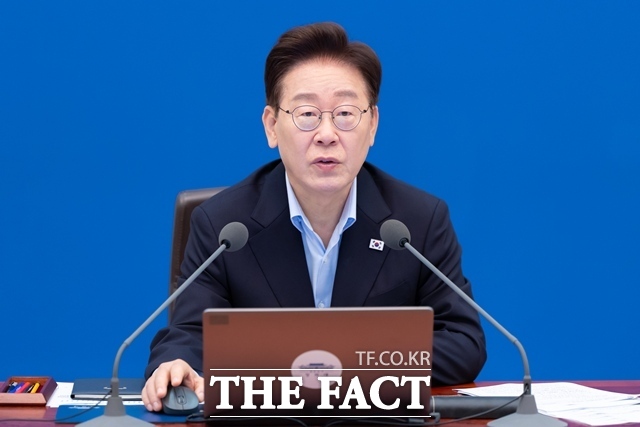 이재명 대통령은 23일 부동산 정책과 관련해 금융은 반쯤은 공적인 것이라며 금융의 역할을 강조했다. /청와대