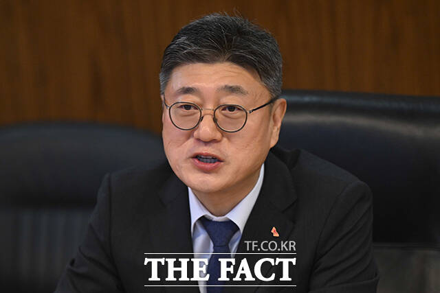 정재헌 SK텔레콤 대표이사가 발언하고 있다.