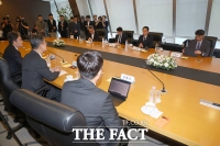  배경훈 부총리, 통신 3사 대표 간담회 