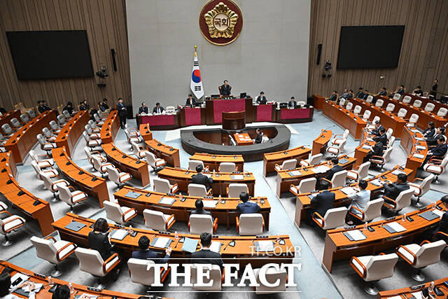 전체회의 열고 간사 선임한 예산결산특별위원회.