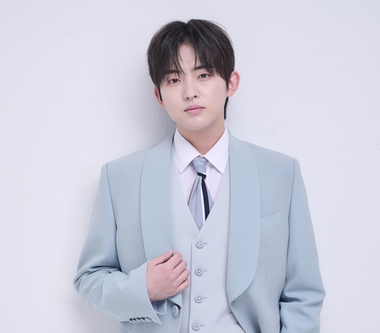 '아침마당, 도전 꿈의 무대' 5승에 이어 MBN '무명전설' 준우승 이후 가파른 상승세를 이어가고 있는 신예 가수 하루가 대만을 시작으로 동남아 시장까지 활동 영역을 넓히며 차세대 한류 트로트 스타로의 도약을 준비하고 있다. /루체엔터테인먼트