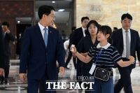  조정식 국회의장 '어린이 의원과 함께' [포토]