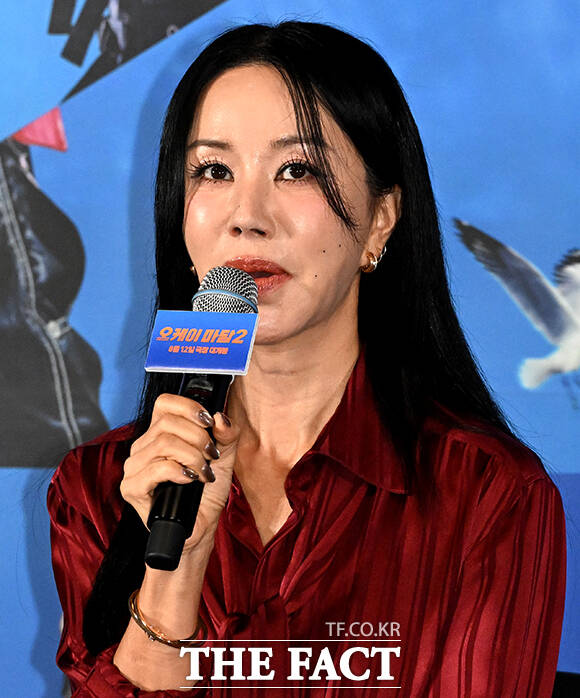 주인공 미영을 연기한 엄정화는 
