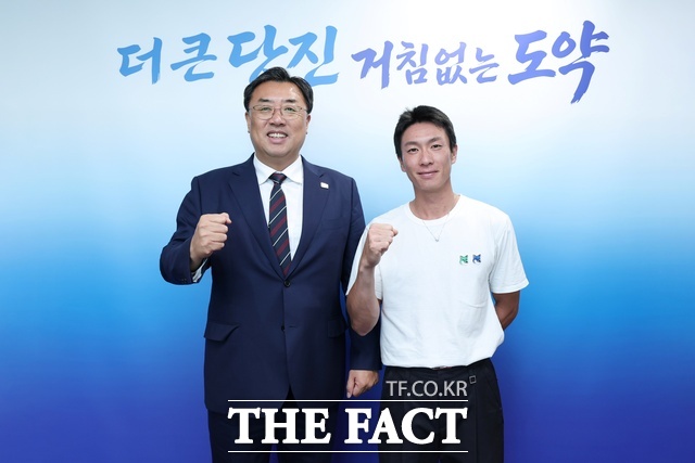당진시는 27일 당진시청 테니스단 홍성찬 선수의 복귀 신고식을 개최했다. /당진시
