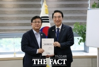  충남도, 발전공기업 통합본사 유치 총력…기후부 장관에 충남 설치 건의