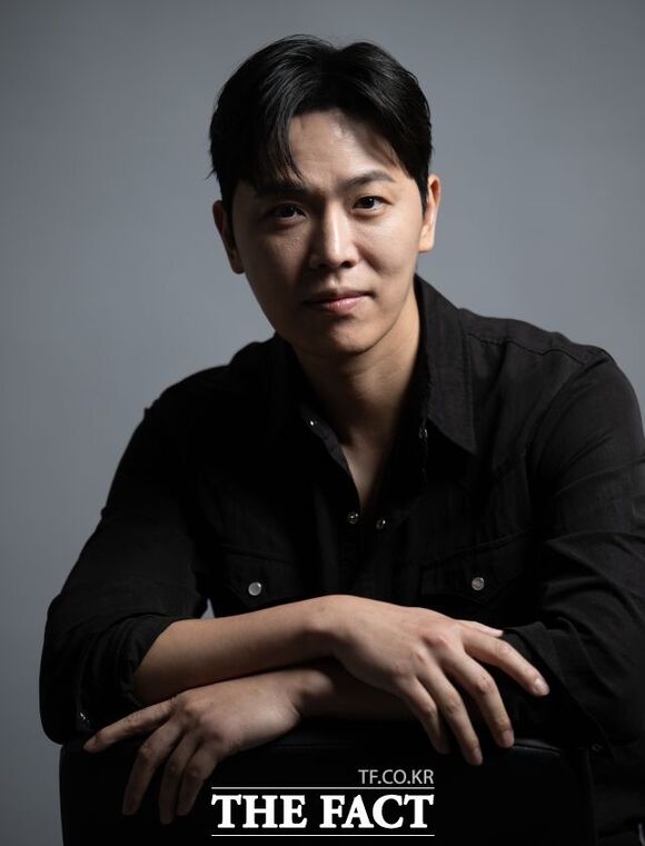 배우 이동하가 <더팩트>와 만나 SBS 금토드라마 '김부장' 종영 기념 인터뷰를 진행했다. /박헌우 기자