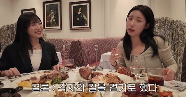 1300만 명이 넘는 구독자를 보유하며 세계적인 먹방 스타로 성장한 국내 대표 먹방 크리에이터 쯔양과 13년 동안 함께한 절친이자 매니저 오수빈, 최근 두 사람이 각자의 길을 걷기로 했다는 소식이 전해지며 팬들의 관심이 집중되고 있다. /유튜브채널 '쯔양밖정원'