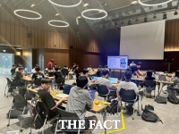  AI로 문제 찾고 앱까지 뚝딱…대전시교육청, 고교생 'AI Native 아이디어 해커톤 캠프' 운영