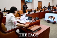  보완수사권 폐지 초읽기…與, 2030 여성 표심 변수될까