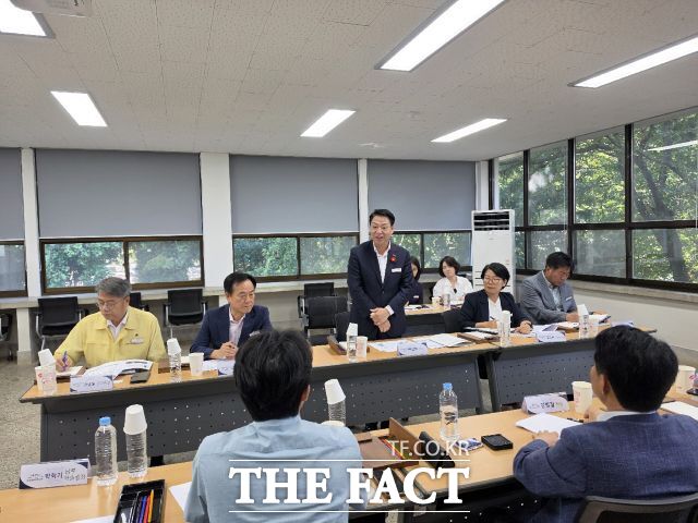 광양시가 서울대학교 남부학술림 광양사무소에서 서울대학교 농업생명과학대학 관계자들과 간담회를 열고 남부학술림과의 상생협력 방안을 논의했다. /광양시