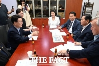  김원기 의정부시장, 대광위에 8호선 연장 반영 요청…시민 서명부 전달