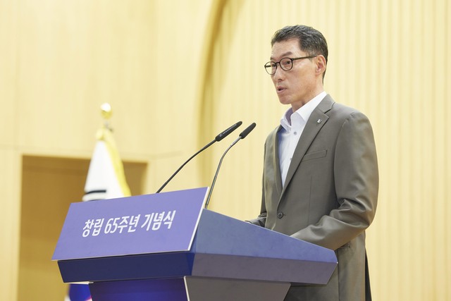 31일 서울 중구 을지로 IBK기업은행 본점에서 열린 '창립 65주년 기념식'에서 장민영 기업은행장은