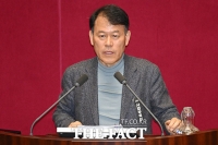  [속보] '관저 이전 의혹' 윤한홍, 종합특검 피의자 출석