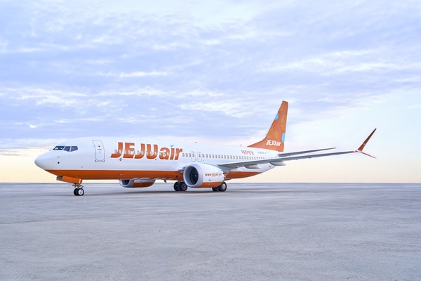 제주항공이 차세대 항공기인 B737-8 13호기를 구매 도입했다. 사진은 B737-8 / 제주항공