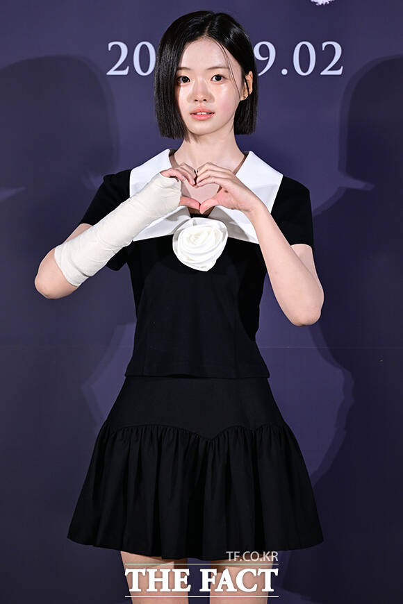 '비광'에서 톱스타 부부를 연기한 류승룡(왼쪽)과 하지원이 촬영에 대한 에피소드를 이야기하고 있다.