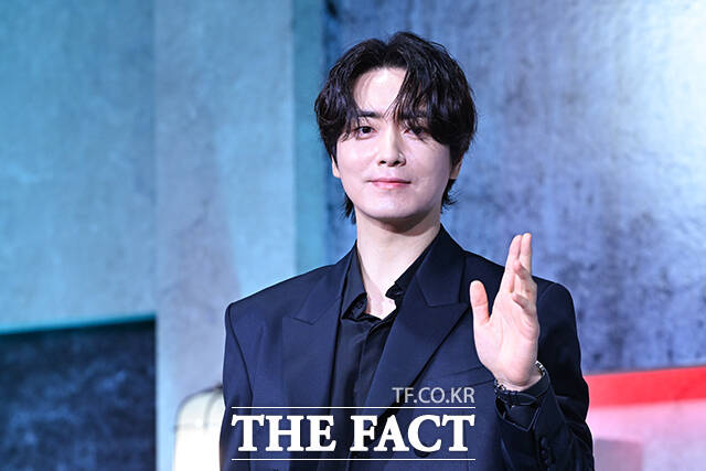 배우 이준혁의 소셜미디어 계정이 해킹당한 가운데, 소속사는