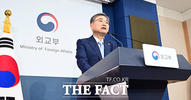 조현 외교부 장관이 5일 오후 서울 종로구 외교부에서 2026 하반기 업무보고 사후 브리핑을 하고 있다. /임영무 기자
