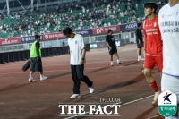  오심보다 더 뼈아픈 ‘침묵’...심판의 권위는 휘슬에 있지 않다 [박순규의 창]