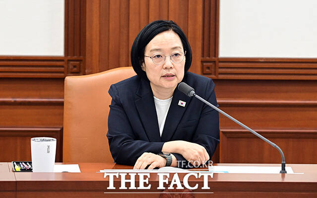 한성숙 국무총리는 6일 정부서울청사에서 열린 국가정책조정회의 모두발언을 통해