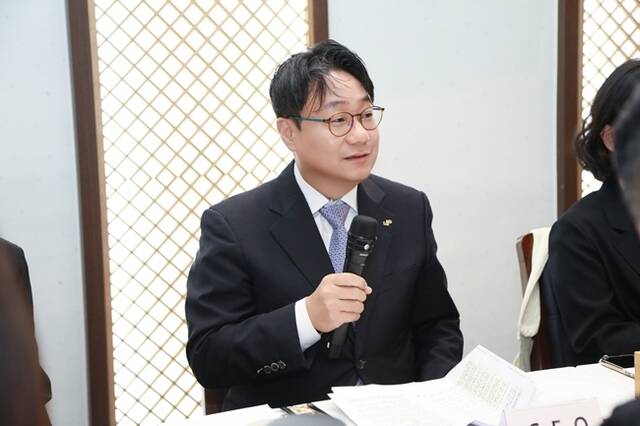 이성훈 한국토지주택공사 사장이 6일 서울 종로구에 있는 한 식당에서 열린 출입기자단 오찬간담화에서 발언을 하고 있다. /LH