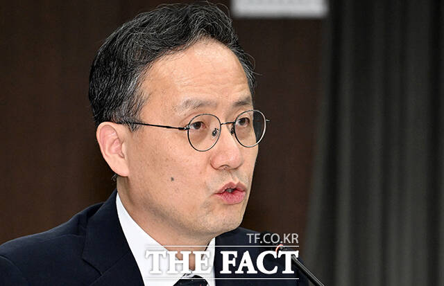 이형일 재정경제부 1차관이 청와대 유튜브 프로그램 '팩트방앗간'에 출연해