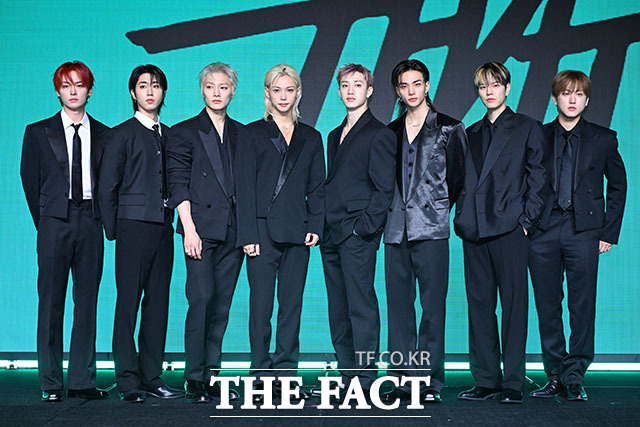 그룹 스트레이 키즈가 6일 오후 2시 새 미니 앨범 'THIS & THAT(디스 앤드 댓)' 간담회를 개최하고