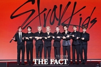  '이것저것' 다 해내는 스트레이 키즈의 자신감, 'THIS & THAT' [TF사진관]