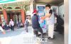  “물 1000병, 40분 만에 동났다”…37.9도에도 탑골공원에 남은 노인들 [오승혁의 현장]