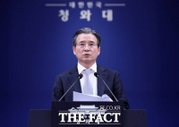  '김용범 책임론' 선 그은 靑…