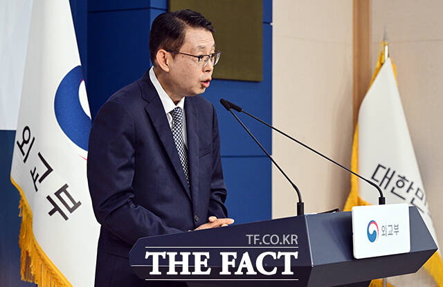박두순 외교부 대변인이 11일 오후 서울 종로구 외교부에서 현안 관련 정례브리핑을 하고 있다. /임영무 기자