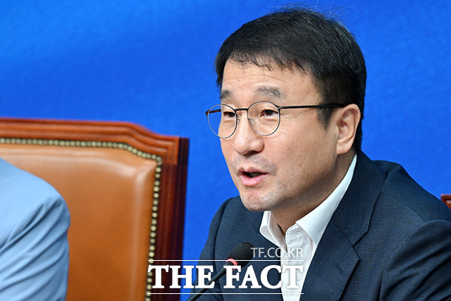 중앙위원회의에서 모두발언 하는 송옥주 중앙위원회 부의장.