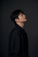  황가람 '나는 반딧불', 유튜브 뮤직 1억 회 재생 '국민 위로송'