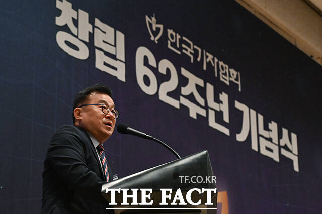 박 회장은 이날 언론자유와 사회를 위해 끊임없이 각성하고 행동할 것이라고 강조했다.