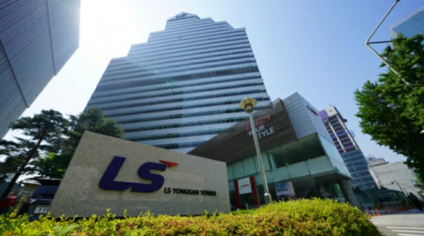 LS가 AI 데이터센터와 전력 인프라 수요 확대에 힘입어 2분기 역대 최대 실적을 기록하고 상반기 영업이익 1조원을 넘어섰다. /LS그룹