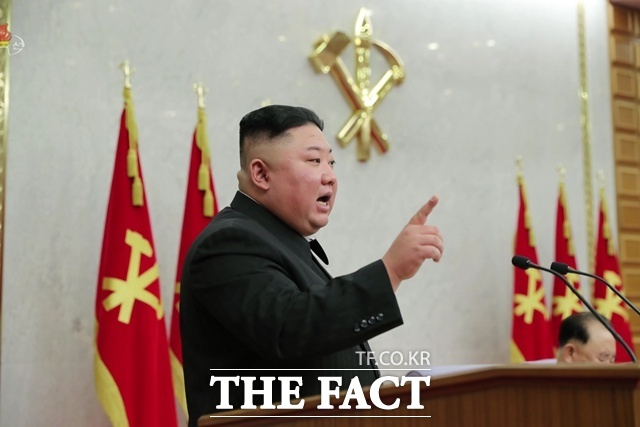 북한은 14일 한미 연합훈련 '을지자유의방패'(UFS)를 앞두고 “우리의 대적 입장은 명백히 표현될 것”이라고 밝혔다. 사진은 2021년 2월 8일 김정은 북한 국무위원장이 8일 당 중앙위 제8기 제2차 전원회의를 주재했던 모습. /뉴시스. 조선중앙TV 갈무리.