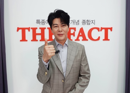 오디션의 진짜 결승전은 누가 더 오래 사랑받는가, 누가 더 많은 팬을 자신의 이름으로 결집시키는가, 그리고 그 팬덤이 얼마나 오래 공연장을 채우는가, 그 답을 보여주는 현장이 지금의 '무명전설' 전국투어다. 정연호(사진 위) 이루네(사진 아래). /더팩트 DB