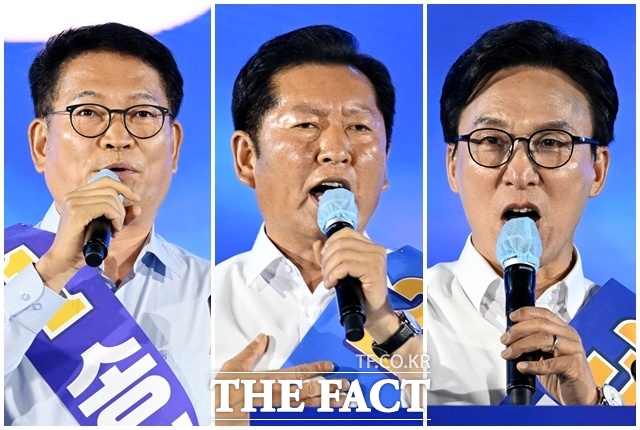더불어민주당 당 대표 후보인 송영길과 정청래, 김민석 의원(왼쪽부터)이 16일 오후 경기도 고양시 킨텍스 제2전시장에서 열린 당 대표 및 최고위원 선출을 위한 서울 순회경선 합동연설회에서 정견발표를 하고 있다. /고양=남용희 기자